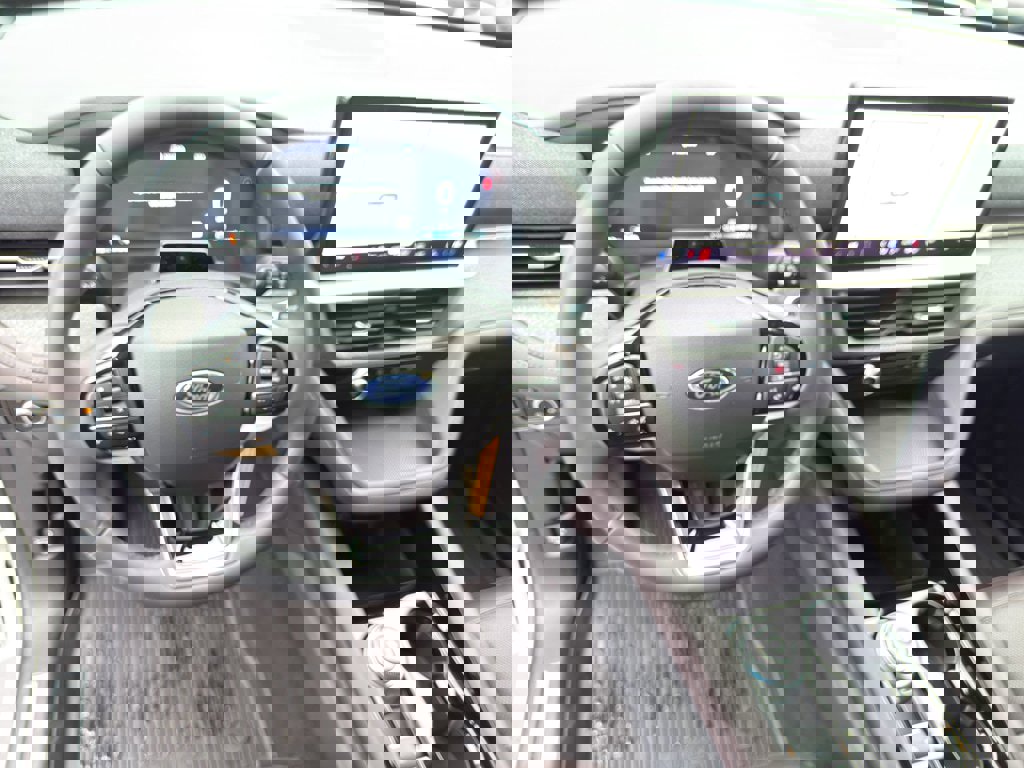 New 2026 Ford Explorer Platinum w/ LUX Leather Package image 17