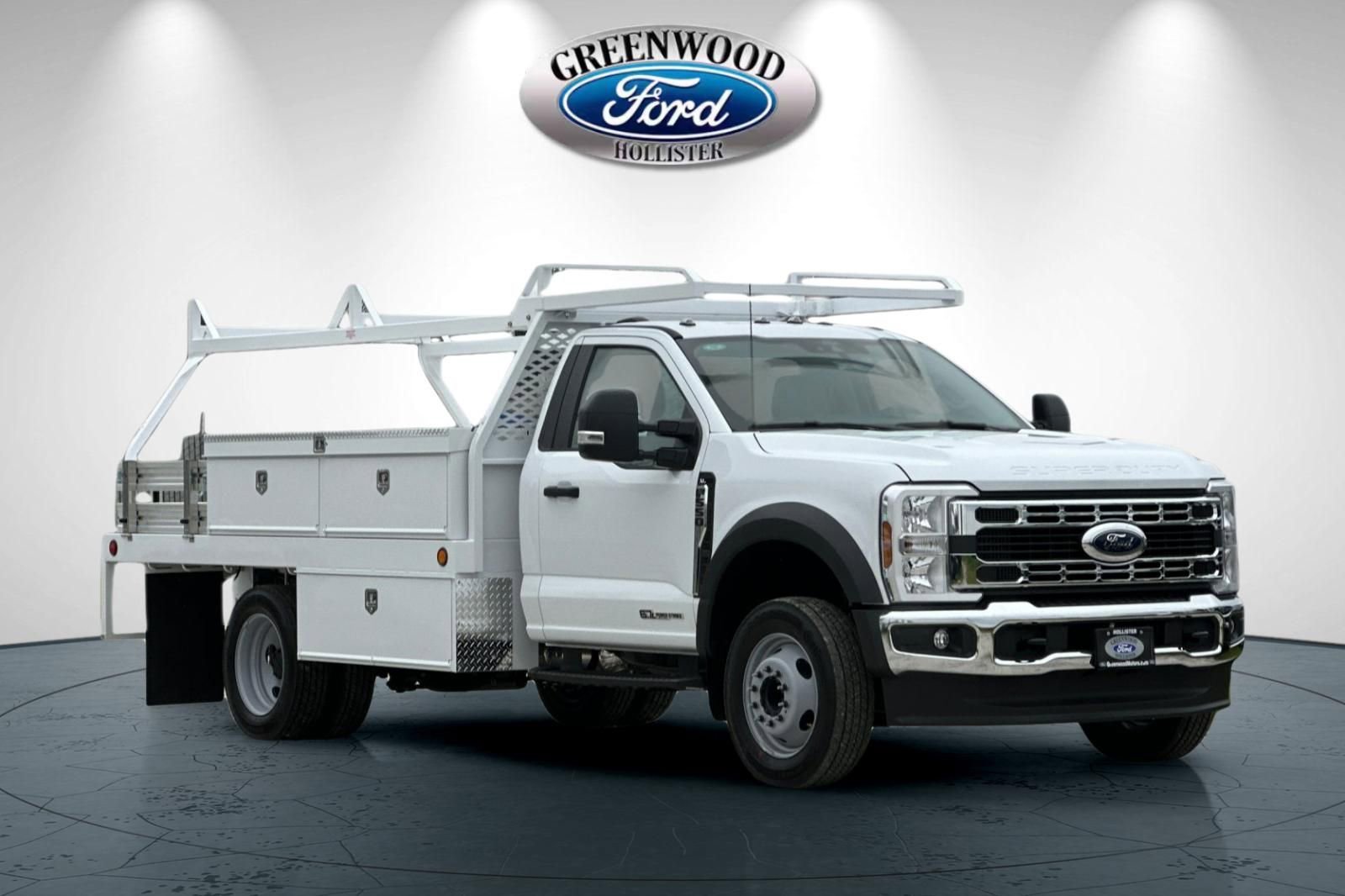 New 2026 Ford F550 2WD Regular Cab Super Duty image 1