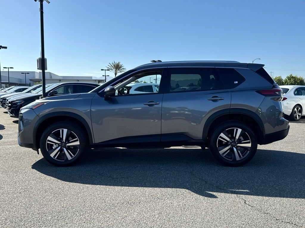 Used 2026 Nissan Rogue SL FWD image 12