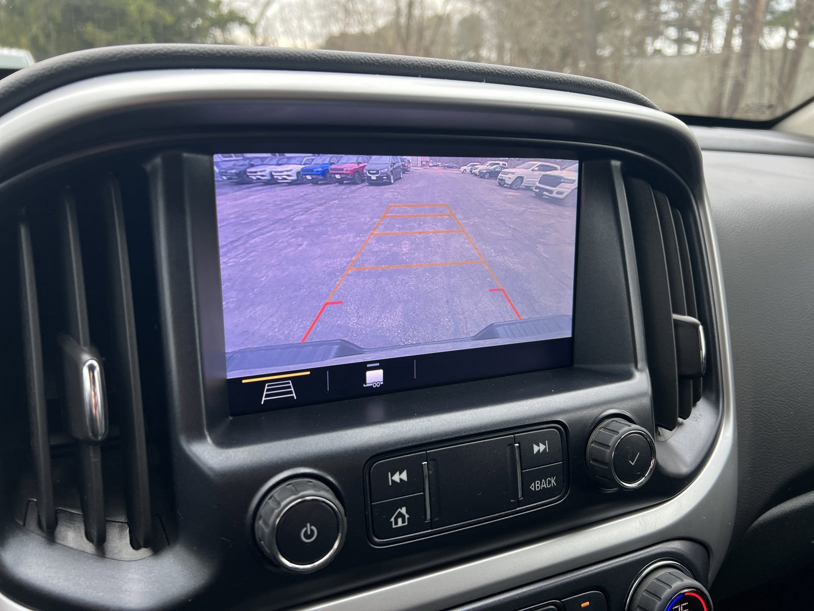 Used 2019 Chevrolet Colorado ZR2 image 11