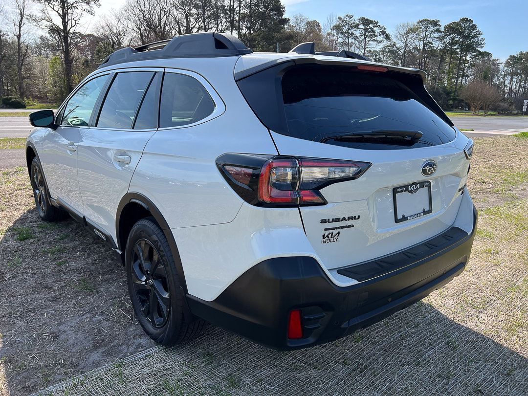 Used 2022 Subaru Outback Onyx Edition XT w/ Popular Package #2 image 3