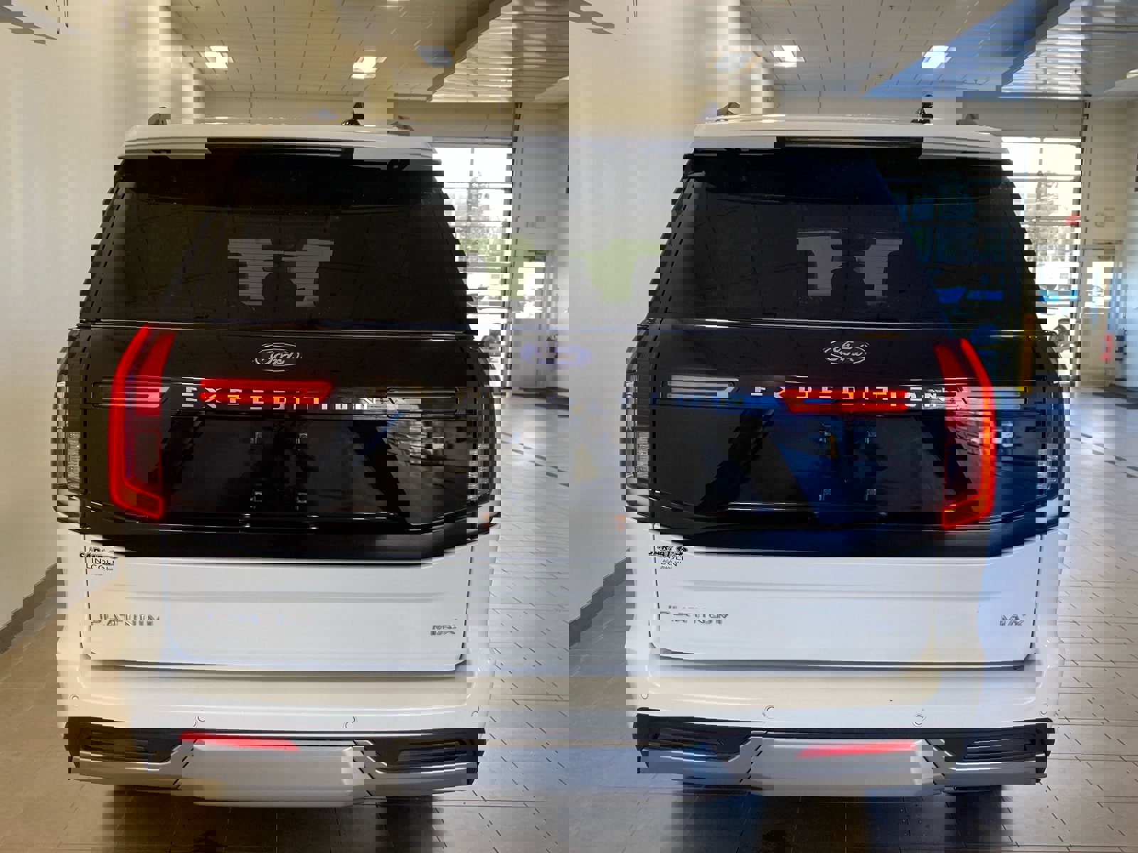 New 2025 Ford Expedition Max Platinum w/ Platinum Ultimate Package image 6