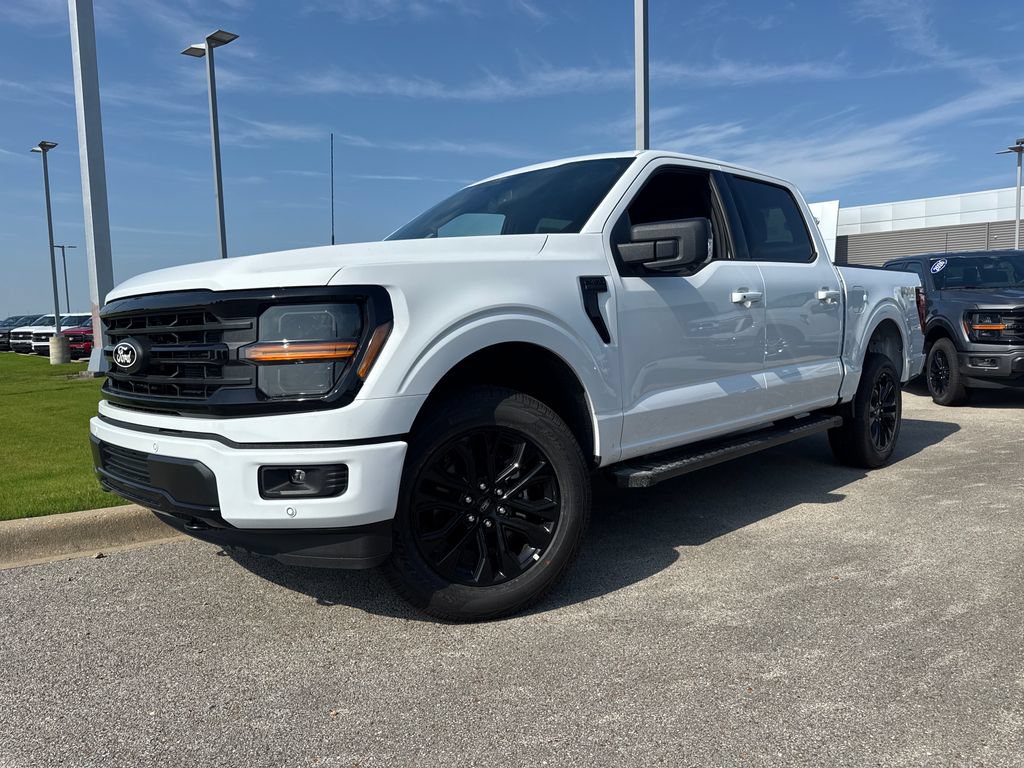 New 2026 Ford F150 XLT w/ Equipment Group 302A MID