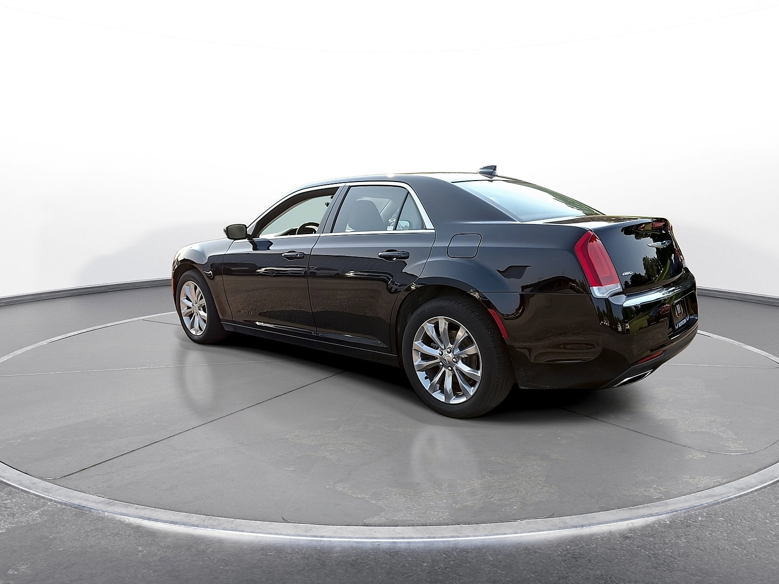 Used 2021 Chrysler 300 Touring L AWD/4WD image 6