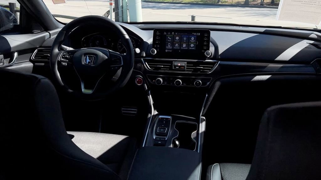 Used 2022 Honda Accord Sport image 22