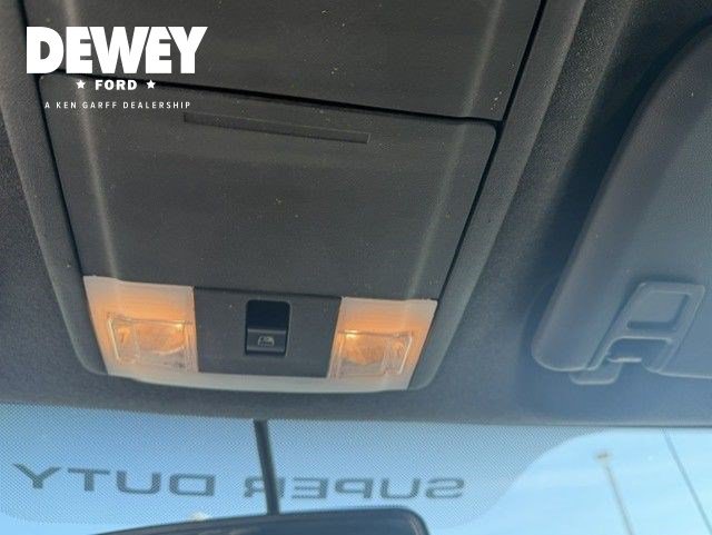 Used 2013 Ford F250 Lariat w/ Chrome Pkg AWD/4WD image 19