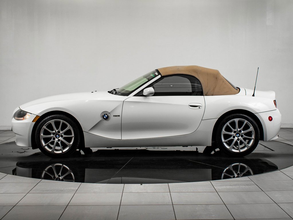 Used 2008 BMW Z4 3.0i image 6