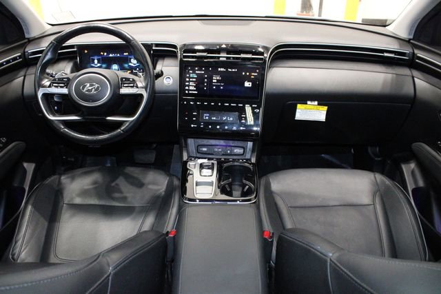 Used 2022 Hyundai Tucson Limited w/ Cargo Package AWD/4WD image 32
