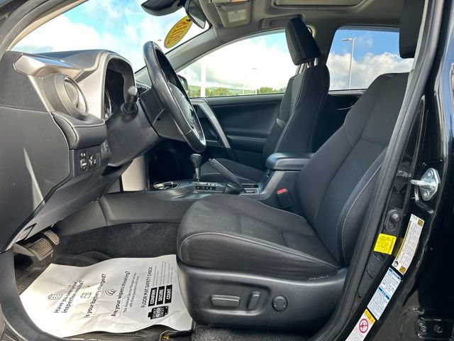 Used 2018 Toyota RAV4 XLE w/ Convenience Package AWD/4WD image 21