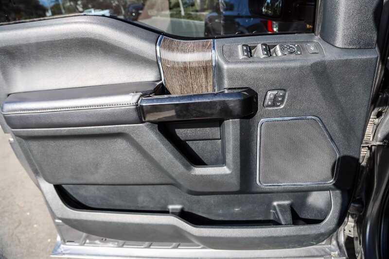 Used 2021 Ford F250 Lariat AWD/4WD image 31