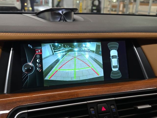 Used 2013 BMW 740Li xDrive image 20