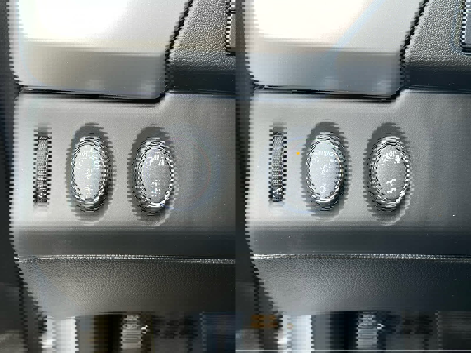 Used 2020 Chevrolet Suburban Premier image 32