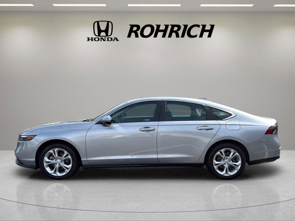 Used 2023 Honda Accord LX image 9