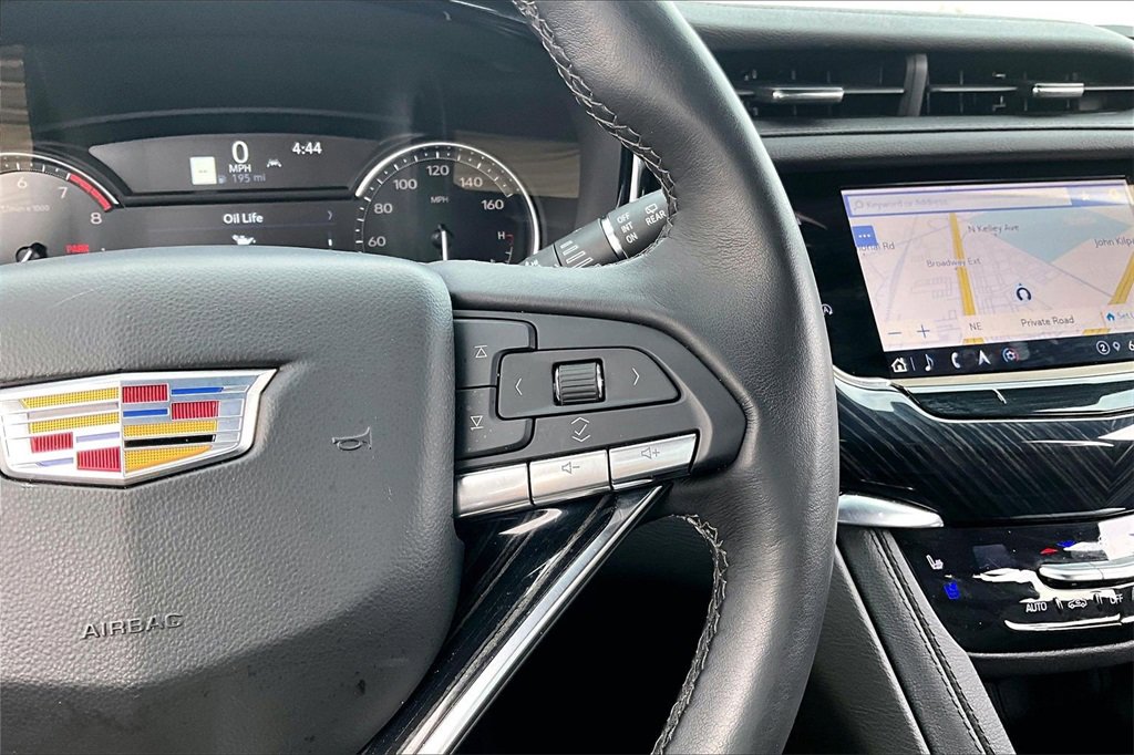 Certified 2025 Cadillac XT6 Premium Luxury image 21