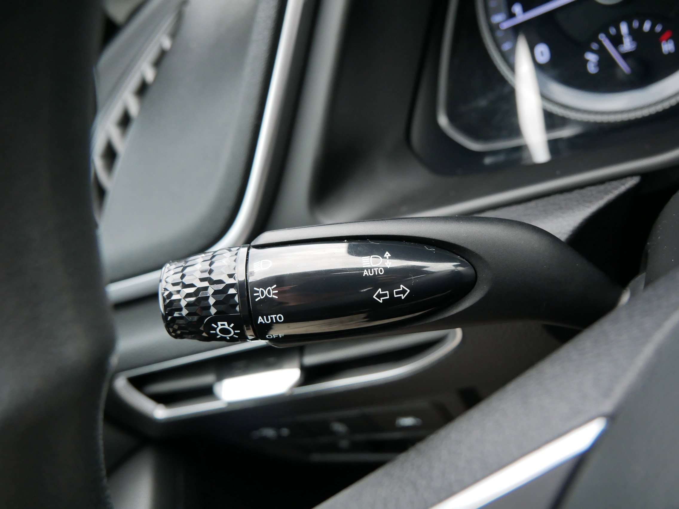 Certified 2023 Hyundai Sonata SE w/ Cargo Package image 29