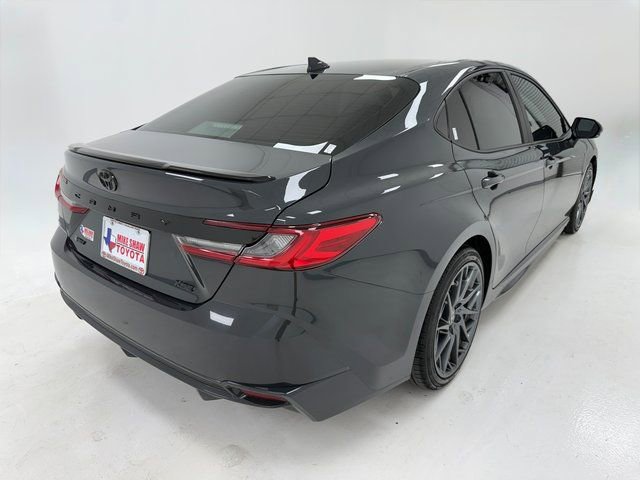 Used 2025 Toyota Camry XSE FWD image 40