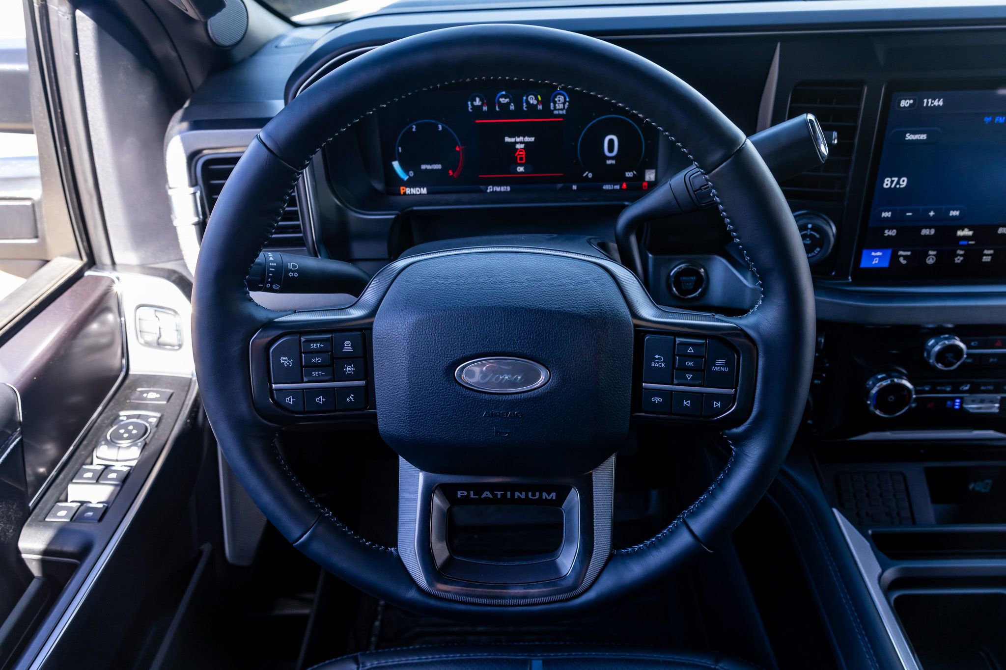 Used 2026 Ford F450 Platinum w/ FX4 Off-Road Package image 20