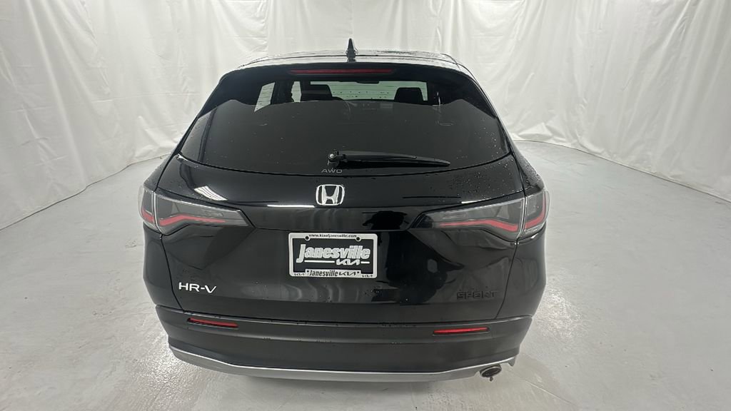 Used 2023 Honda HR-V Sport image 4