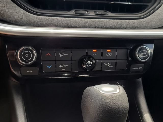 Used 2023 Jeep Compass Sport AWD/4WD image 25