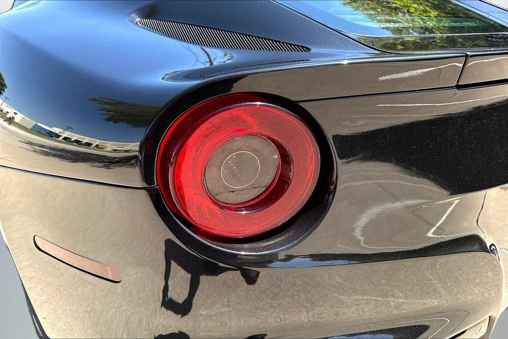 Used 2014 Ferrari F12 Berlinetta RWD image 19