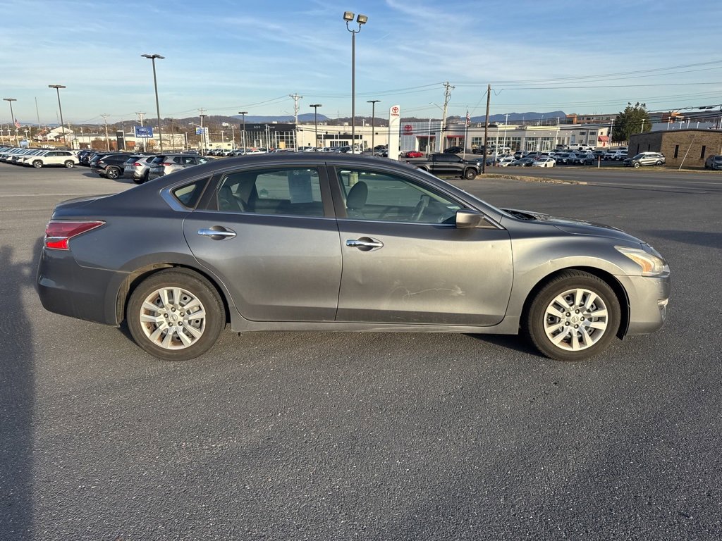Used 2015 Nissan Altima 2.5 S w/ Power Driver Seat Package image 5