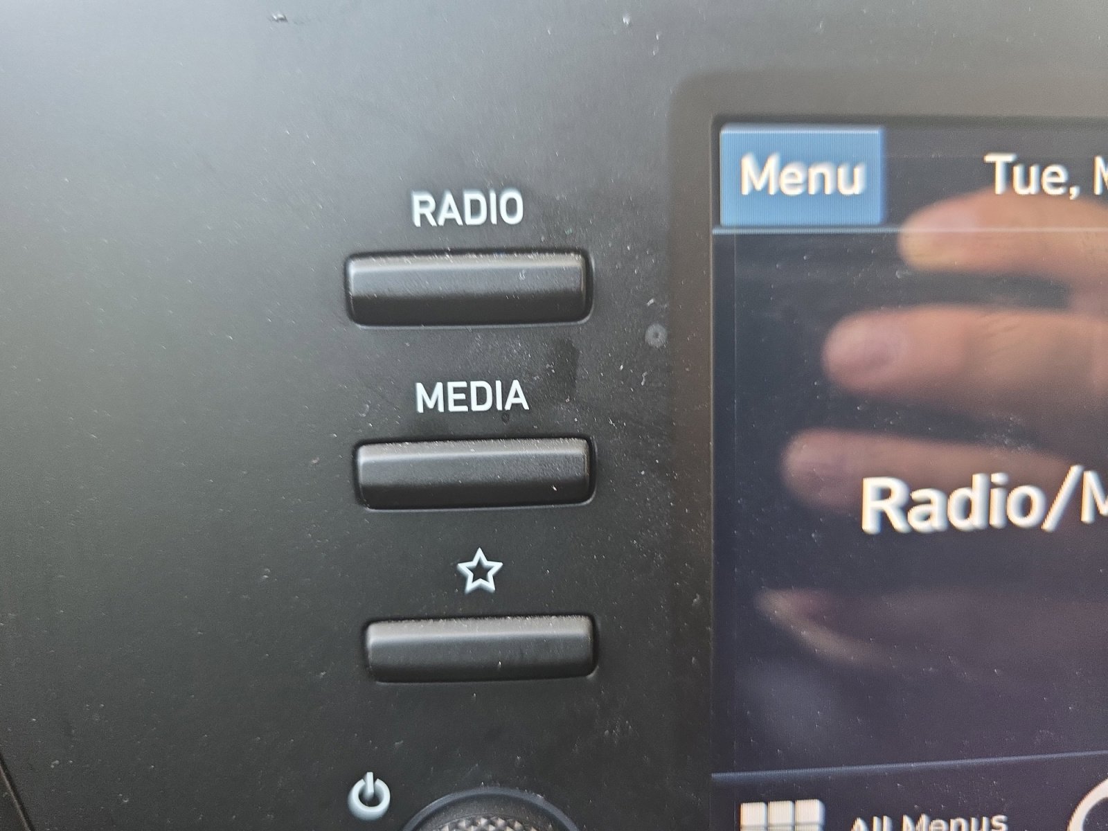 Used 2025 Hyundai Elantra Sport image 15