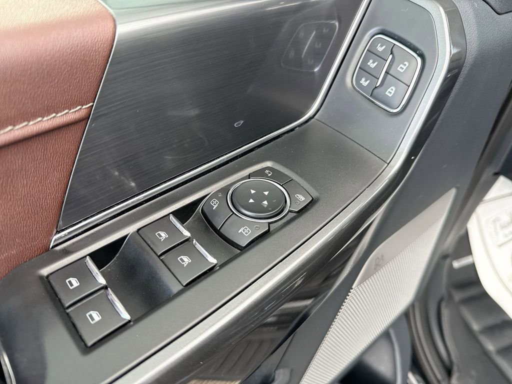 Used 2022 Ford F150 Lariat w/ Equipment Group 502A High image 13