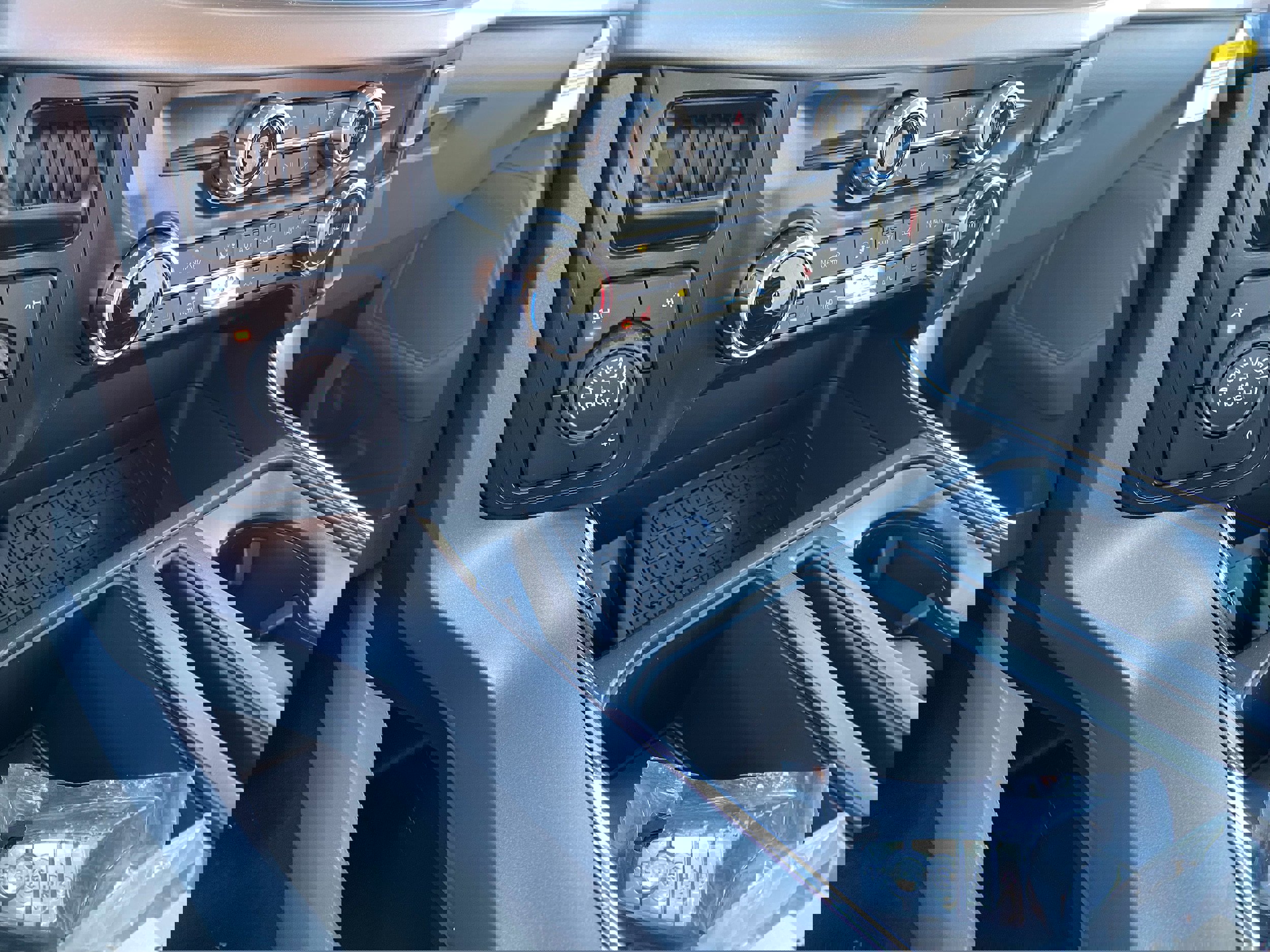 New 2025 Ford F150 XLT w/ Equipment Group 302A MID image 36