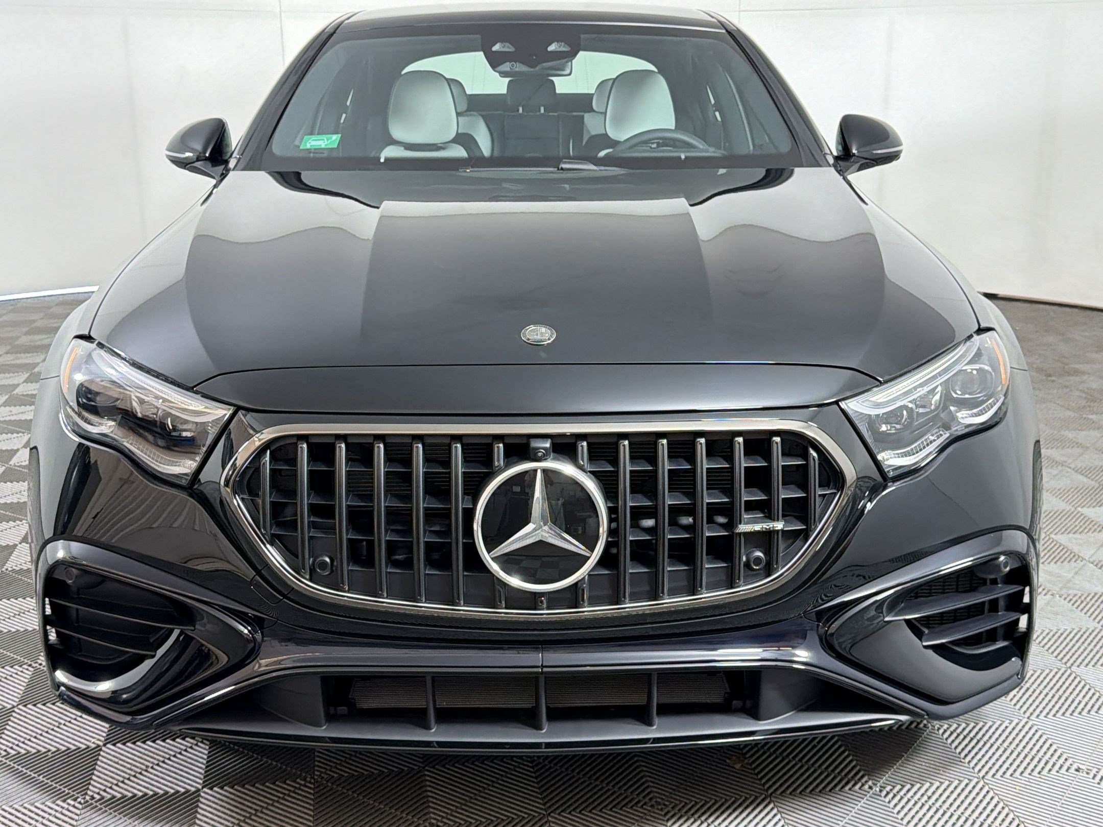 New 2026 Mercedes-Benz E 53 AMG e 4MATIC Sedan image 6