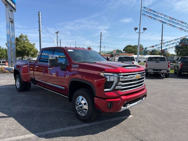 New 2026 Chevrolet Silverado 3500 High Country w/ Technology Package AWD/4WD image 19