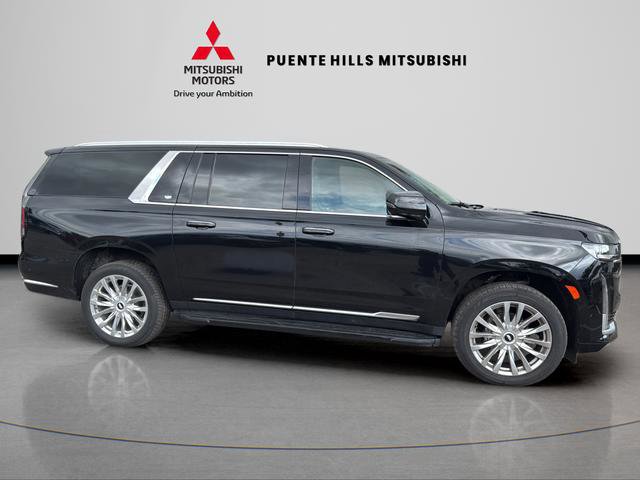 Used 2023 Cadillac Escalade ESV Premium Luxury AWD/4WD image 4