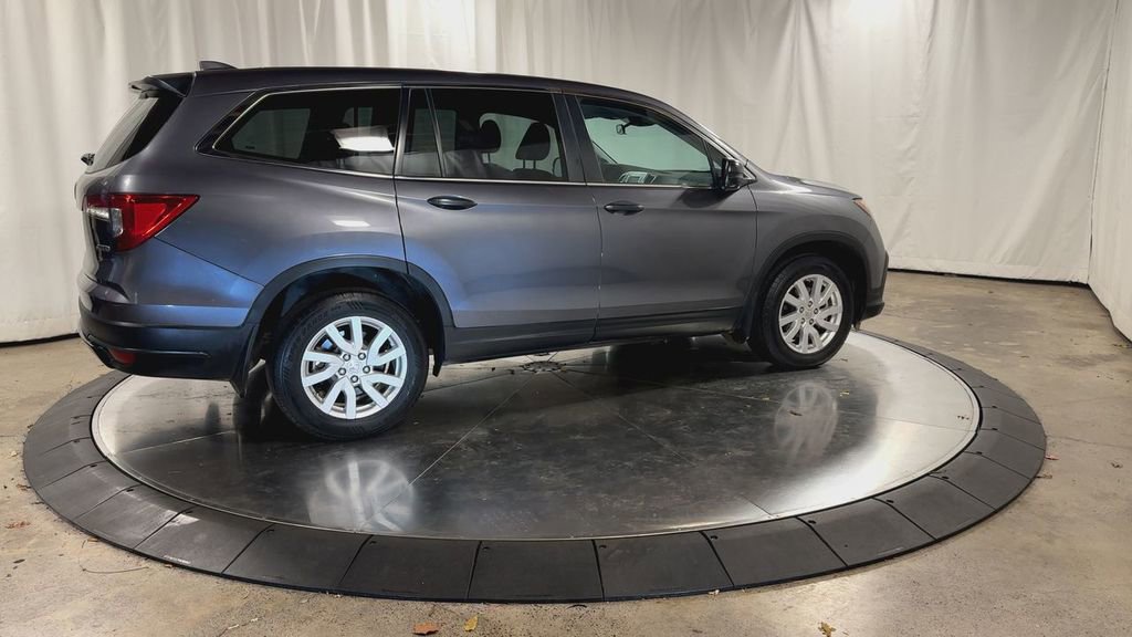 Used 2019 Honda Pilot LX image 3