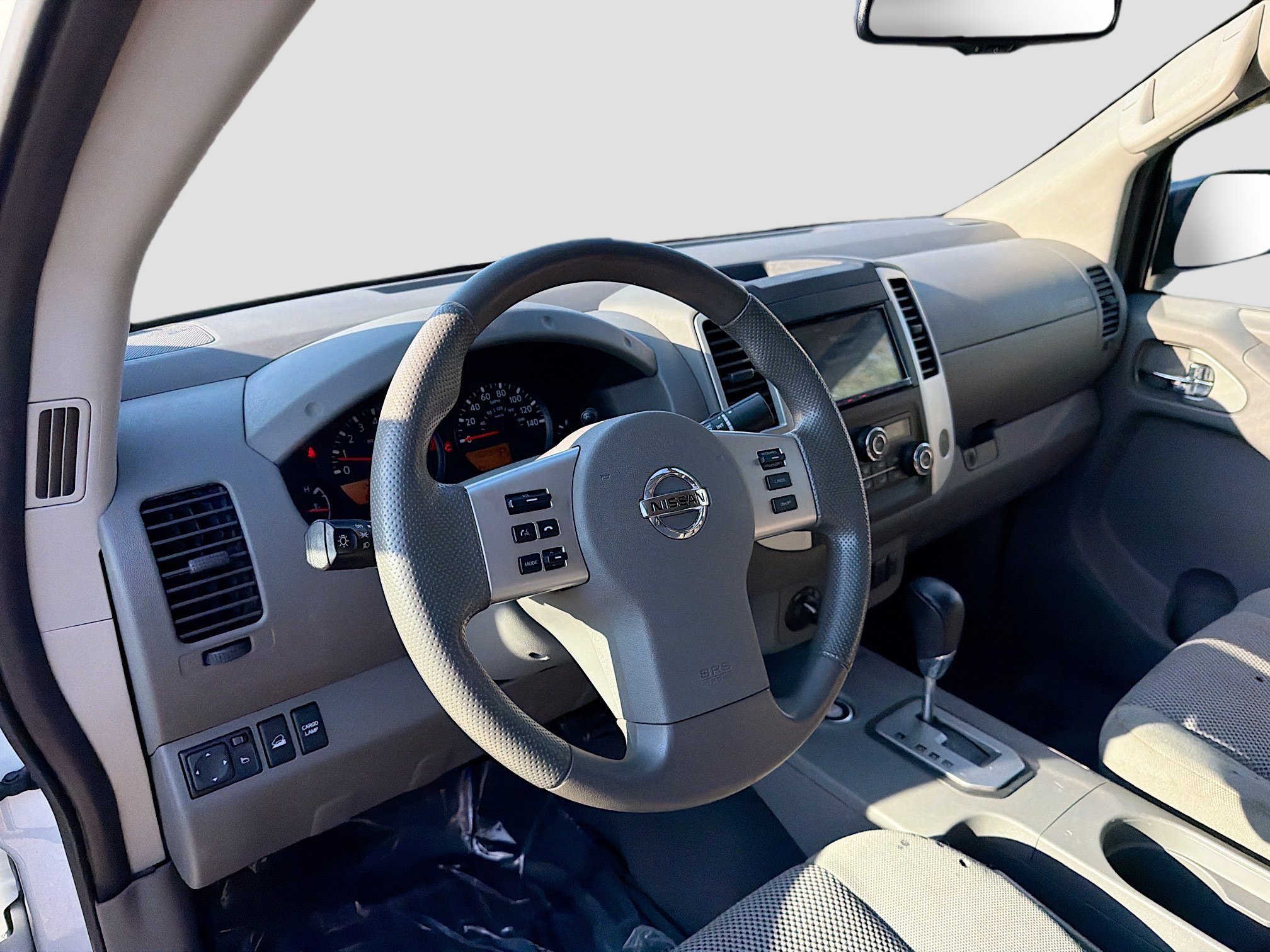 Used 2020 Nissan Frontier SV image 21