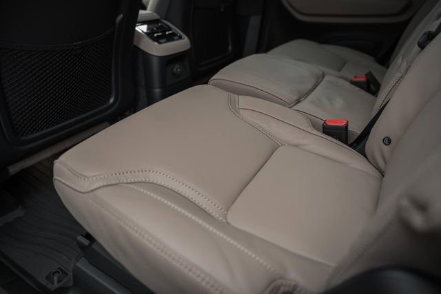 New 2026 Volvo XC90 T8 Ultra w/ Protection Package Premier image 31