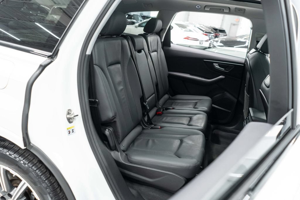 Used 2023 Audi Q7 2.0T Premium Plus w/ Premium Plus Package AWD/4WD image 13