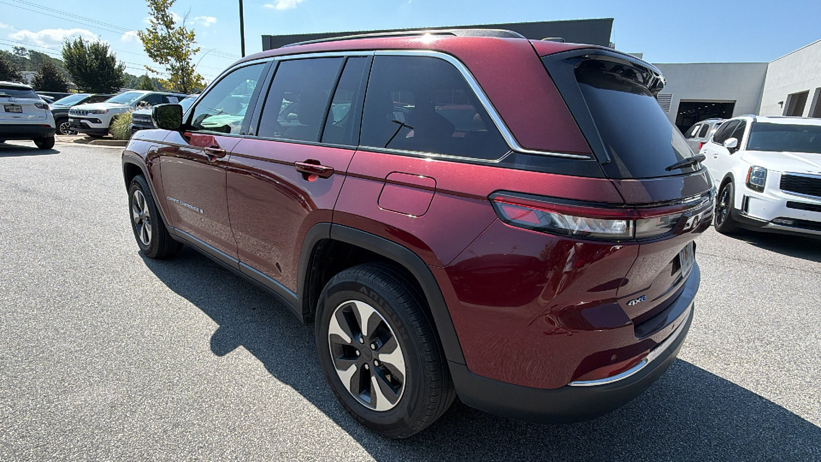 Used 2024 Jeep Grand Cherokee Limited 4xe AWD/4WD image 10