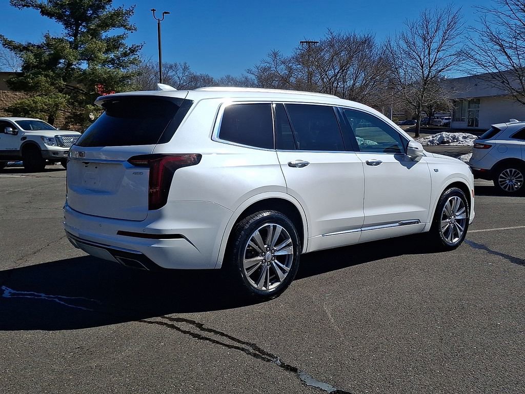 Used 2021 Cadillac XT6 Premium Luxury image 9