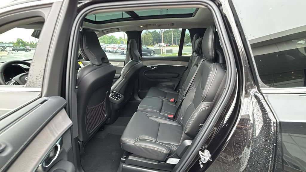 New 2026 Volvo XC90 B6 Ultra w/ Protection Package AWD/4WD image 10