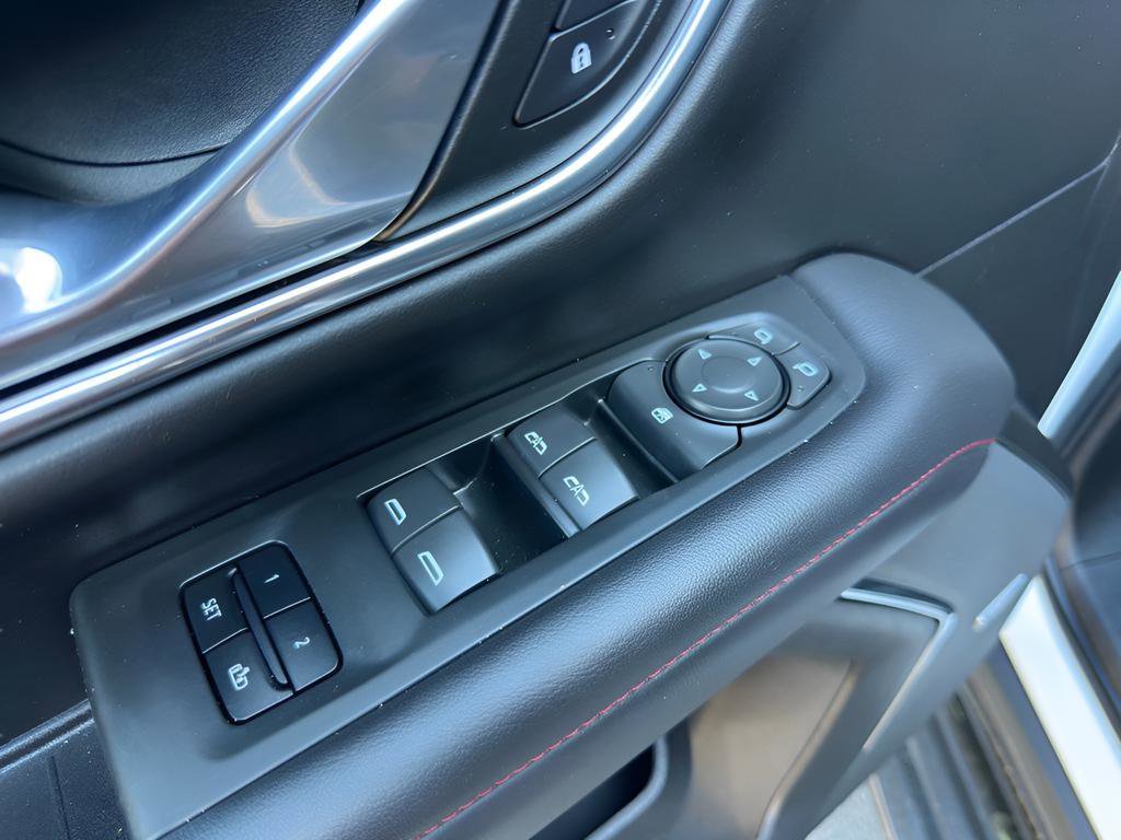 Used 2023 Chevrolet Suburban RST image 27