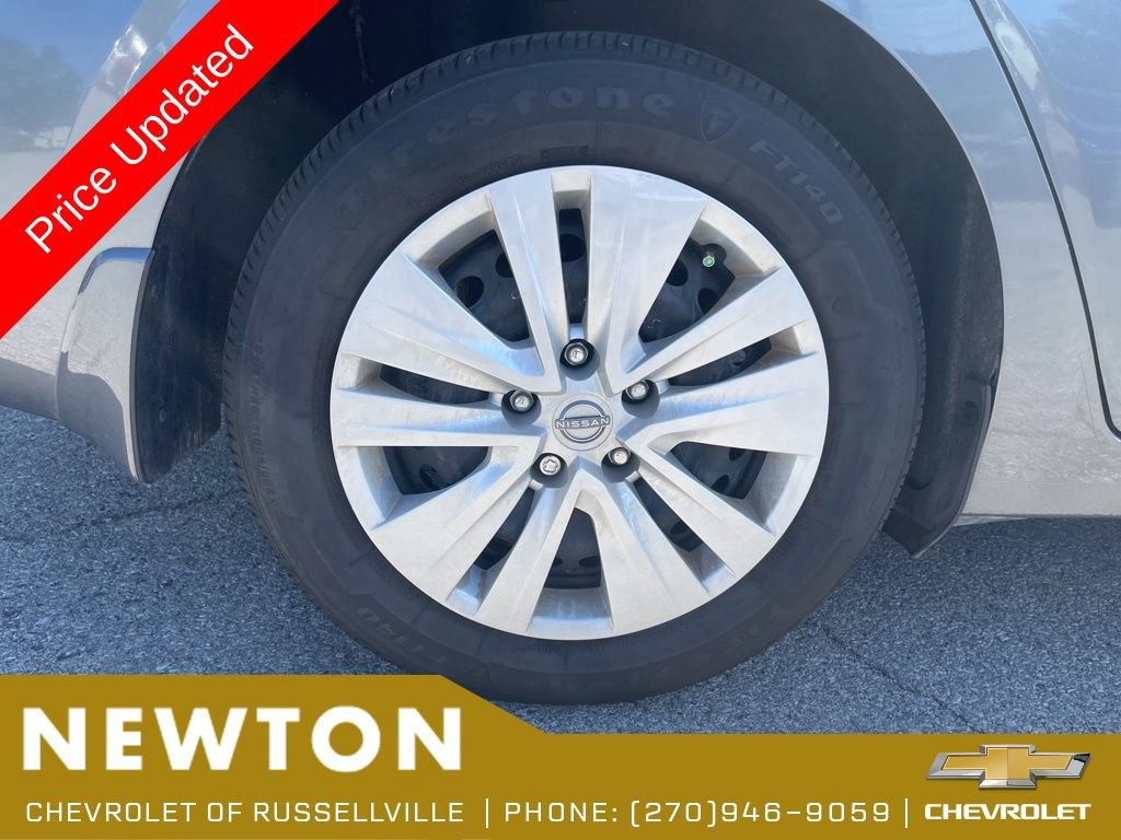 Used 2025 Nissan Sentra S FWD image 44