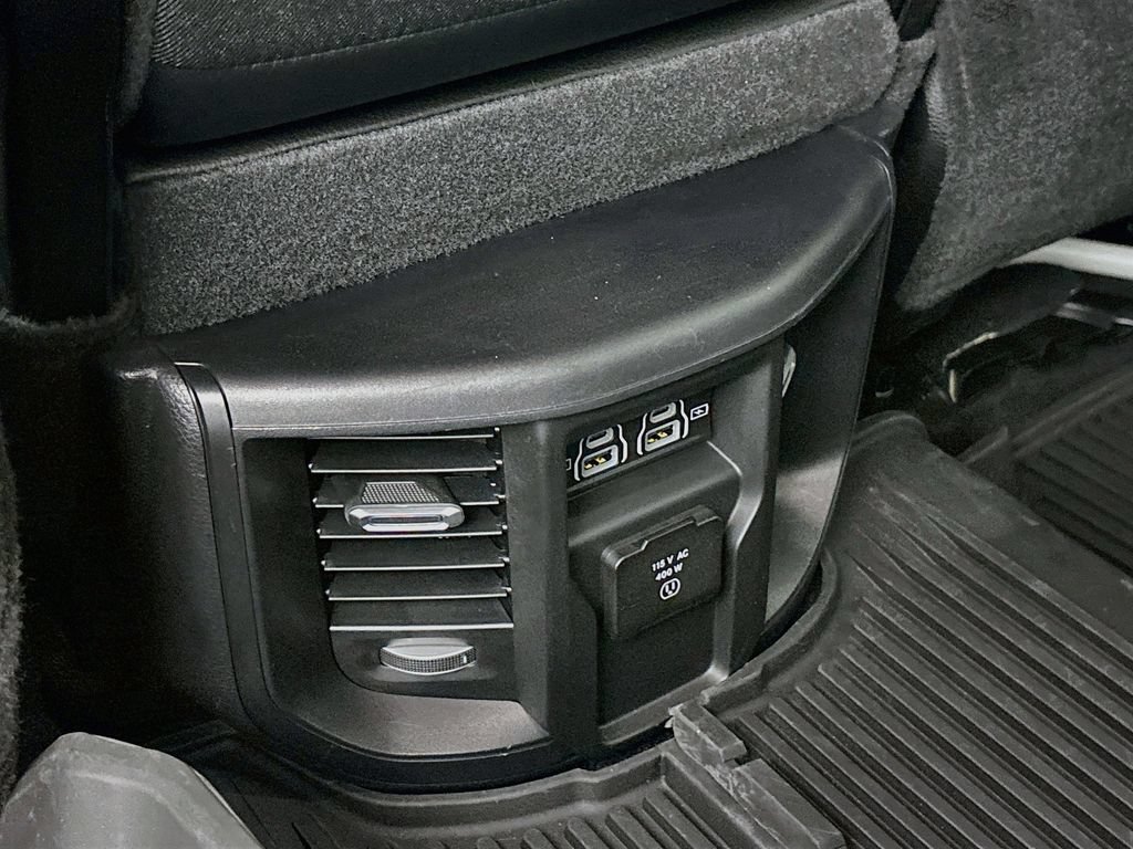 Used 2024 RAM 3500 Laramie AWD/4WD image 28