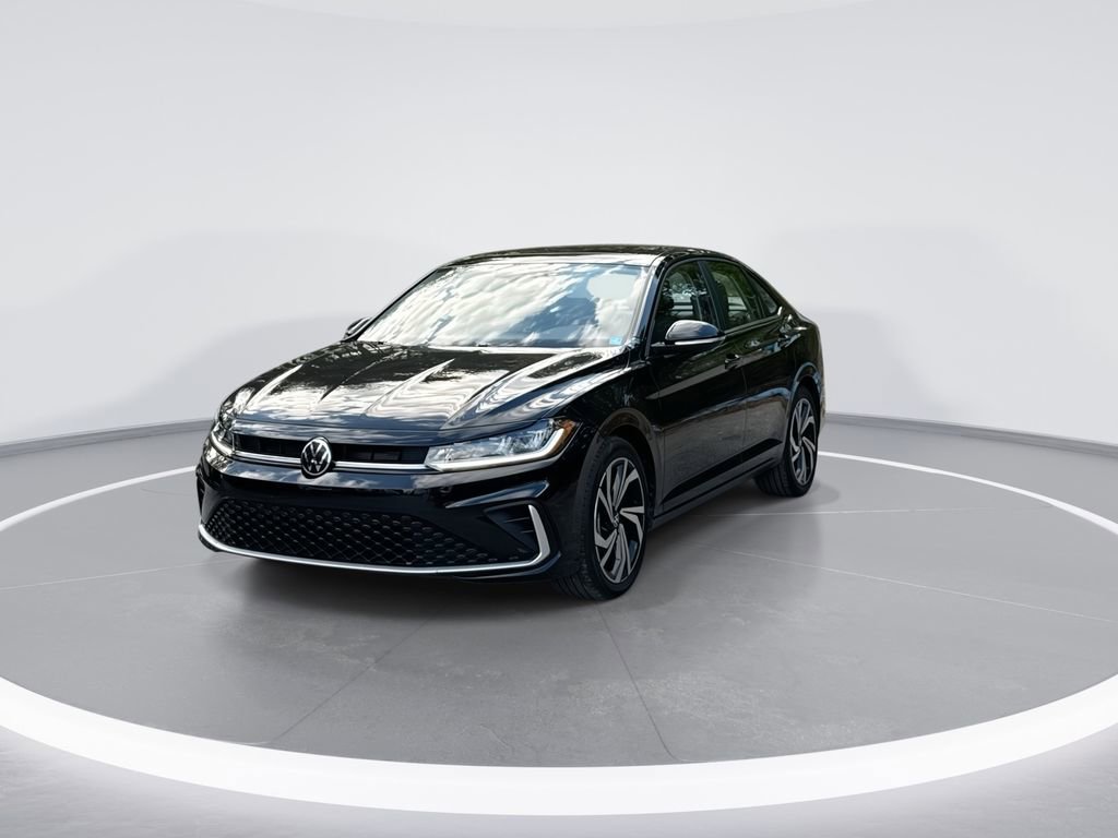 Used 2025 Volkswagen Jetta SEL image 4