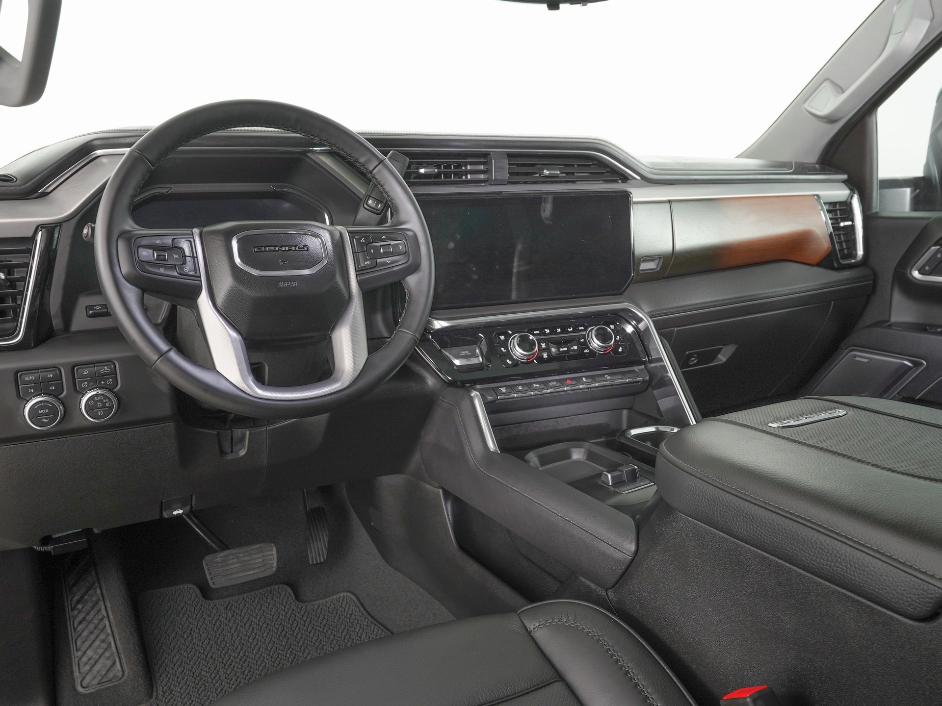 Used 2025 GMC Sierra 2500 Denali w/ Denali Reserve Package image 17