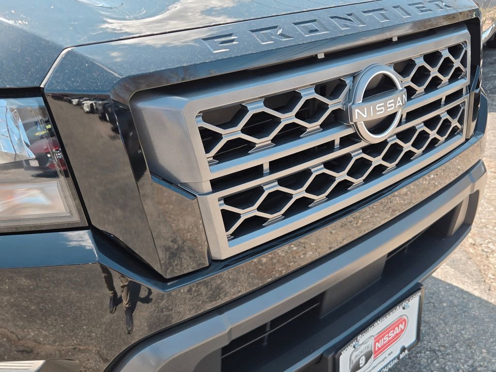 Used 2023 Nissan Frontier SV w/ SV Convenience Package image 5