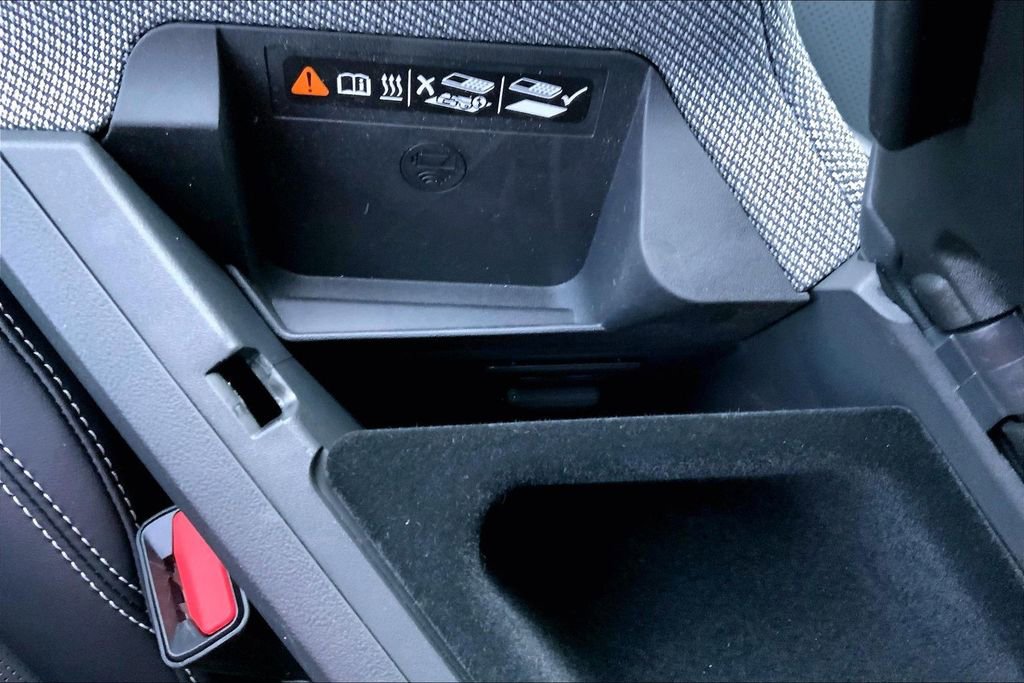 New 2026 Cadillac Optiq Sport 2 image 26