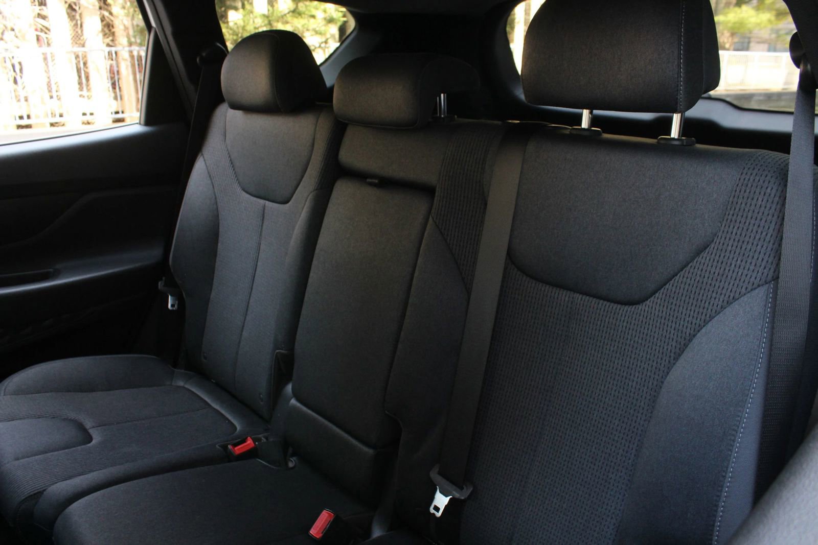 Used 2019 Hyundai Santa Fe SE FWD image 16