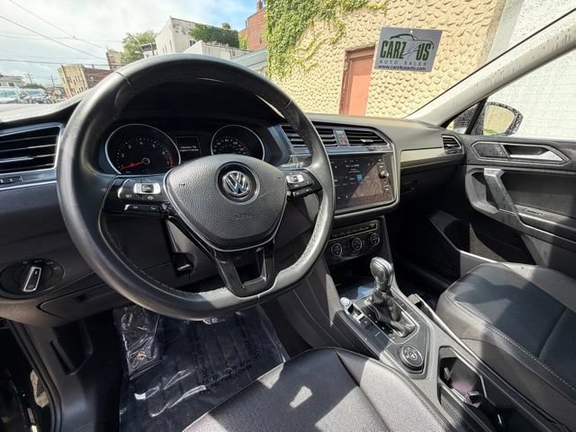 Used 2020 Volkswagen Tiguan SE AWD/4WD image 15