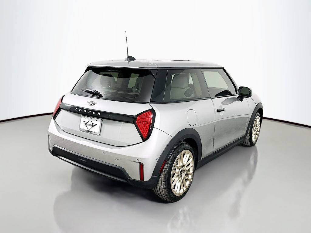 Certified 2025 MINI Cooper 2-Door Hardtop FWD image 5
