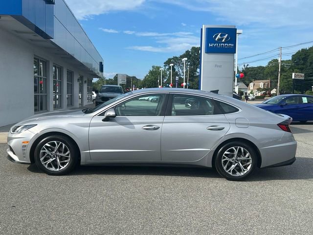 Used 2023 Hyundai Sonata SEL w/ Cargo Package image 6