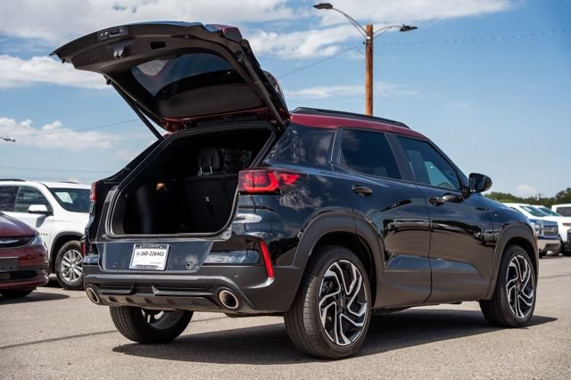 Used 2024 Chevrolet TrailBlazer RS w/ Convenience Package FWD image 5